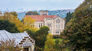 Boğaziçililerin Yarısı Mezun Olmadan İş Buluyor