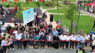 Gazi yakup kutman parkı keçiörende açıldı 