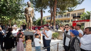 Soyer “Atatürkü yok saymaya, unutturmaya çalışanlara izin vermeyeceğiz”