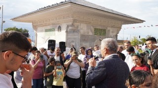 Üsküdarda 10 bin kişiye aşure ikram edildi 