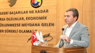 AK Parti İzmir Milletvekili ve Gençlik Kolları Genel Başkanı Eyyüp Kadir İnan Bergamaya ziyarette bulundu