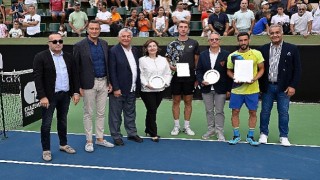 İstanbul Challenger 75. TED Open Uluslararası Tenis Turnuvasında şampiyon Damir Dzumhur