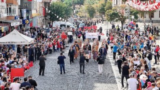 Bergama da Cumhuriyet Bayramı coşkuyla kutlandı