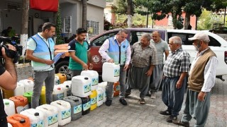 Yenişehir Belediyesi organik solucan gübresi dağıtımını sürdürüyor