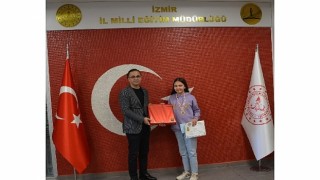 Dünya Şampiyonumuz Zümra Evren İl Milli Eğitim Müdürü Dr. Ömer Yahşiyi Ziyaret Etti