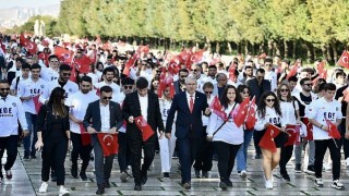 Ege Üniversitesi Heyeti, Cumhuriyetin 100 Yılında Atatürk;ün huzurunda