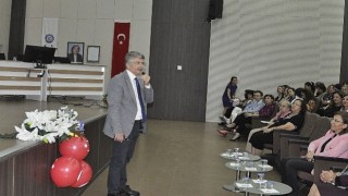 Türkiyede modern hemşireliğin öncüsü Safiye Hüseyin Elbi EÜde “Belgesel Gösterimi” ile anıldı