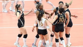 VakıfBank, PTTye de set vermedi