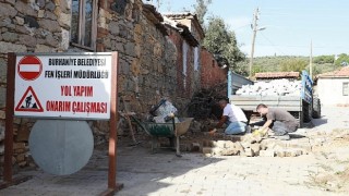 Yol yapım seferberliği burhaniyede devam ediyor