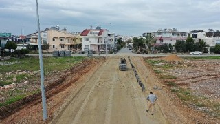 Didimde yol çalışmaları tüm hızıyla devam ediyor