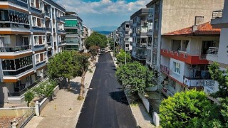 Gaziemirin yollarında yoğun çalışma