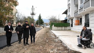 Kartepe ertuğrulgazi mahallesi&#39;nde tonlarca asfalt