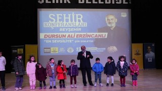 Konya Büyükşehirin Şehir Konferanslarında Şehitlerimiz İçin Dua Edildi