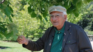 Toprak ve Yaprak Dede ölüm yıl dönümlerinde özlemle anıldı