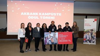 Akbank Kampüste Programı Gençlerin Teknolojiyle Hayata Değer Katan Fikirlerini Ödüllendirdi