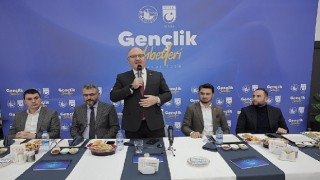 Bilgin; “Gençlerle yürüyecek çok yolumuz var”