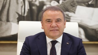 Başkan Muhitin Böcek 8 Mart Dünya Kadınlar Günü Mesajı