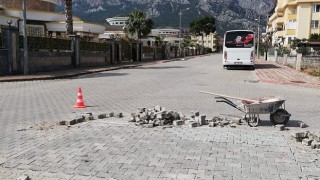 Kemerde yol ve kaldırım çalışmaları