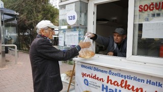 Ramazan pidesi Halk Ekmek Büfelerinde