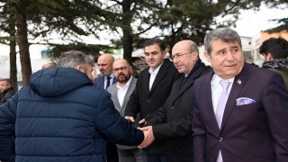 Selçuklu Belediye Başkanı Ahmet Pekyatırmacı Cuma Buluşmaları kapsamında Horozluhan Mahallesi 1. Organize Sanayi Saray Camiinde vatandaşlarla buluştu