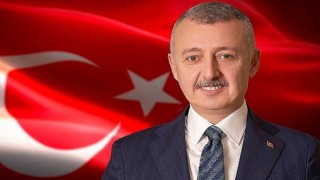 Büyükşehir Belediye Başkanı Tahir Büyükakın, 19 Mayıs Atatürkü Anma, Gençlik ve Spor Bayramı nedeniyle bir kutlama mesajı yayınladı