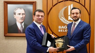 Ekrem İmamoğlu, Bağcılar Belediye Başkanı Abdullah Özdemire tebrik ziyaretinde bulundu