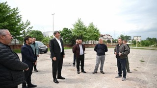 Kartepe Belediye Başkanı Av.M.Mustafa Kocaman, Kubilay İlköğretim Okulunda başlatılan ana sınıf yapım çalışmalarını yerinde inceledi