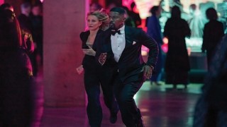 Netflix, başrollerinde Jamie Foxx ve Cameron Diaza yer veren Back in Actionın yayın tarihini filmden ilk görsellerle paylaştı