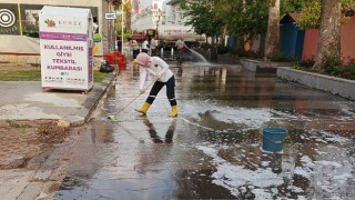 Sanat Sokağında temizlik çalışması