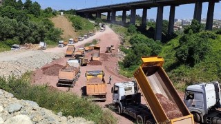 Wilcynski Caddesinde yol çalışmasına devam