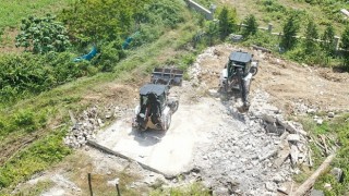 Kandıra Belediyesinin etkili çalışmaları ile plansız kentleşme ile mücadele konusunda başarılı bir süreç yürütülen Kandırada kaçak yapıya geçit verilmiyor