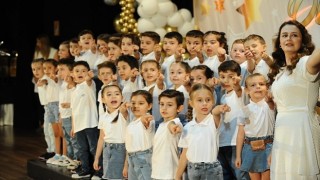 Karşıyakanın anaokullarını yıl sonu coşkusu sardı