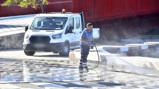 İzmir sokaklarında temizlik seferberliği