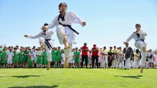 Sivas Belediyespor bünyesinde her yıl geleneksel olarak düzenlenen yaz spor okulu bu sene de kapılarını açtı