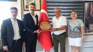 Düşünce Platformu Başkanı Özkırmızı Kemer Belediyesinde