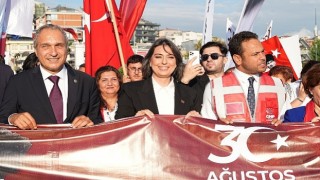 Üsküdarda 30 Ağustos Zafer Bayramı Coşkuyla Kutlandı