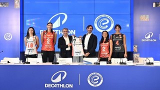 Decathlon, Eczacıbaşı Dynavit Kadın Voleybol Takımının Teknik Sponsoru Oldu