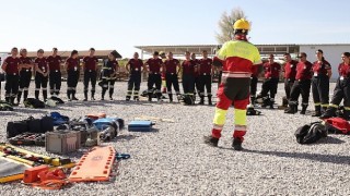 Konya Büyükşehir İtfaiyesi KKTCde Görevli İtfaiye Personellerine Eğitim Verdi