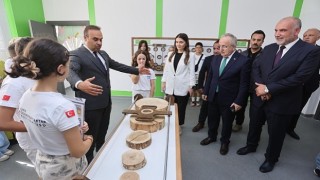 Sanayi ve Teknoloji Bakanı Kacır, Canik Özdemir Bayraktar Keşif Kampüsünde