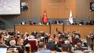 Başkan Tugay mecliste Karşıyaka Stadı ile ilgili konuştu “Karşıyakanın hakkını istiyoruz”