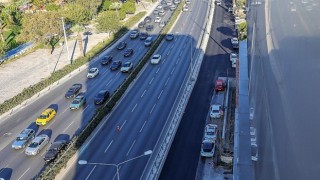 Bayraklıda yol ve köprü yenileme çalışmaları sürüyor