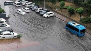 Büyükşehirden Gebze İstanbul Caddesindeki su taşkınlarına köklü çözüm