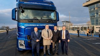 Slovakyada Hidrojenli Kamyon Ford Trucks desteğiyle üretildi