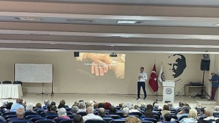 Tazelenme Üniversitesi öğrencilerine “Koruyucu Fizyoterapi ve Rehabilitasyon” eğitimi verildi