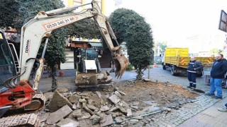 Çarşıda değişim zamanı: Efes Selçukta doğal gaz ve altyapı çalışmaları başladı