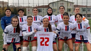 Çanakkale Dardanelspor Kadın Futbol Takımı, Ligin İlk Yarısını Lider Olarak Tamamladı